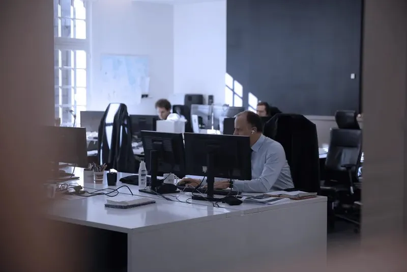 Analysis integrated into the management process