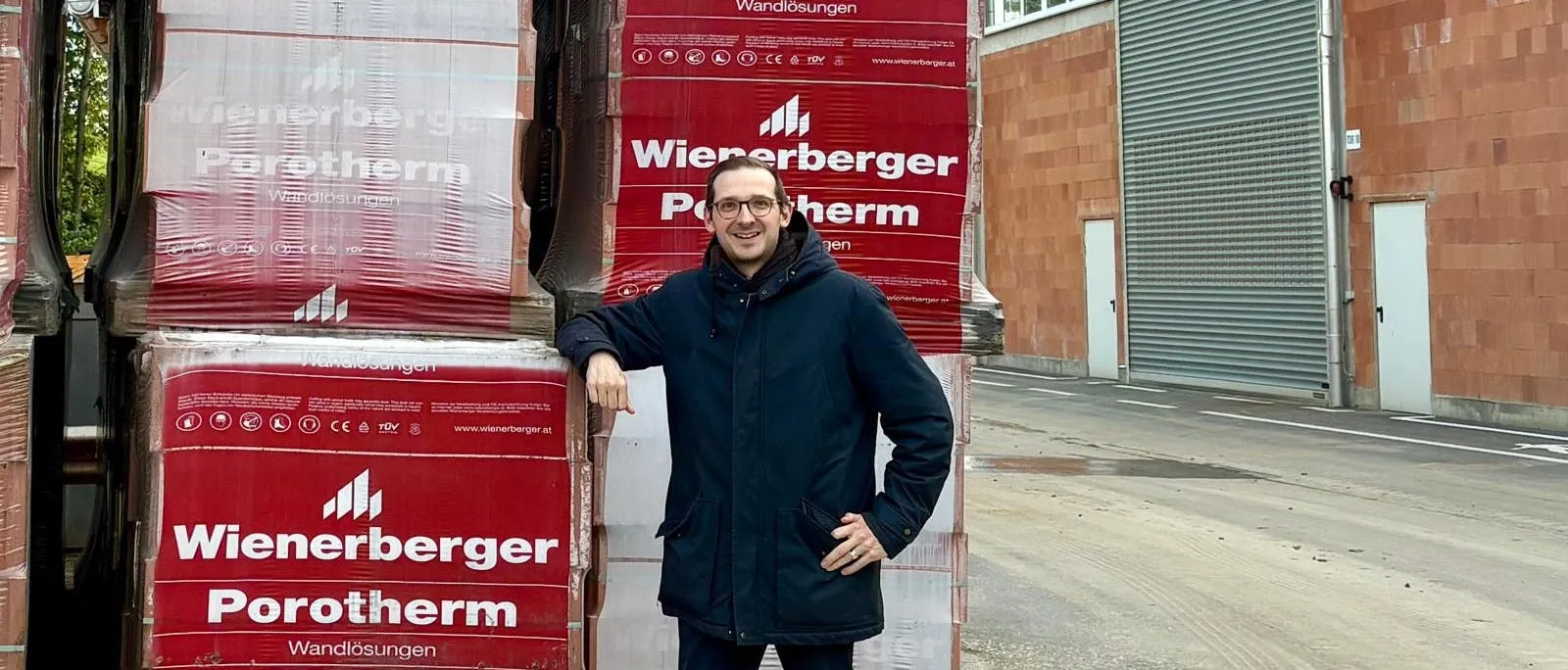 Visite de l'usine totalement électrifiée et automatisée de Wienerberger